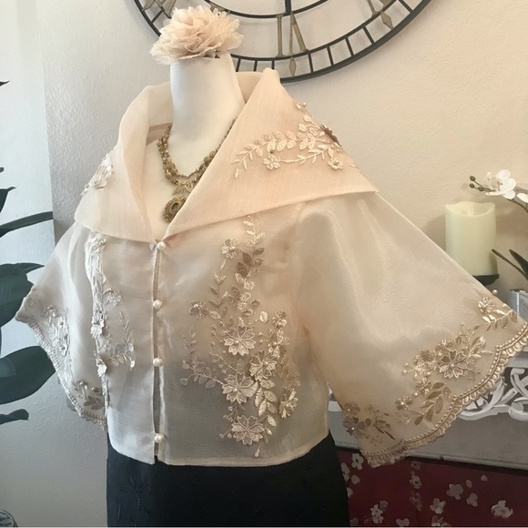 Cream Beige Piña Organza Maria Clara Filipiniana blouse w/ classic embroidery - Picture 13 of 17